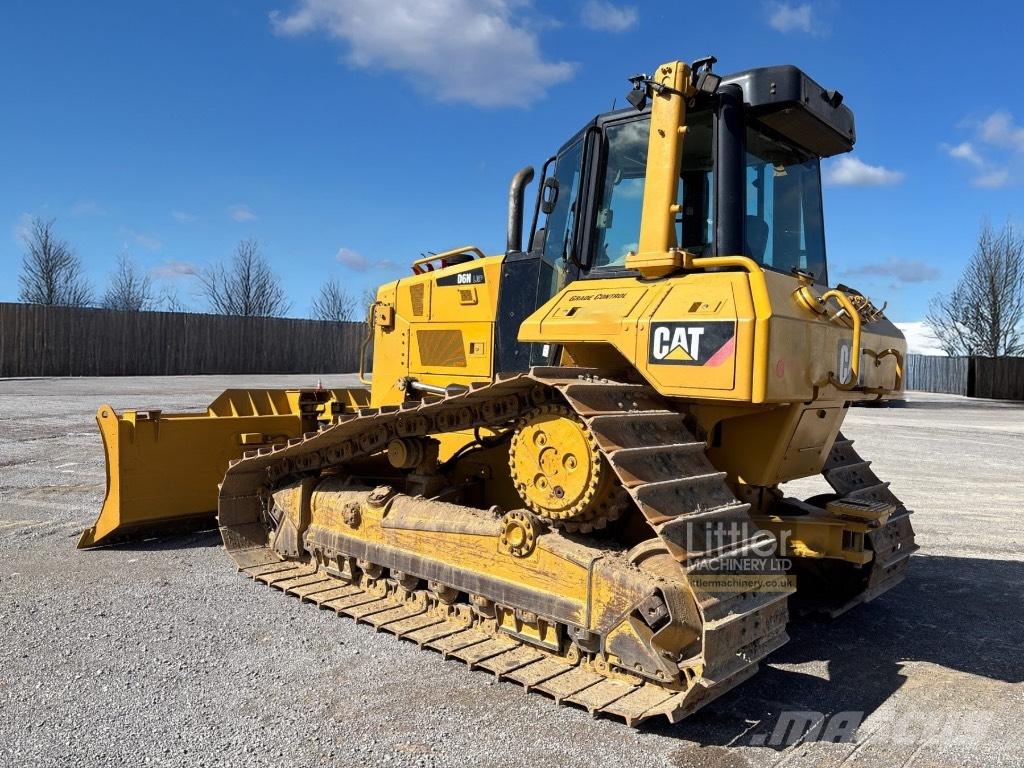 CAT D 6 N LGP Buldooserid