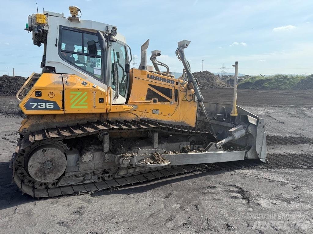 Liebherr 736 Buldooserid