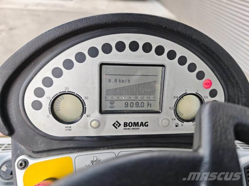 Bomag BW 177 D-5 Pneumorehvidega rullid