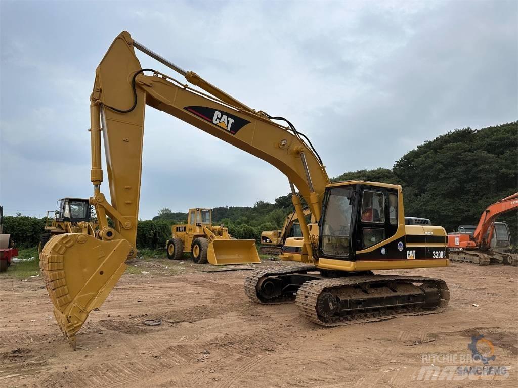 CAT 320 B Roomikekskavaatorid
