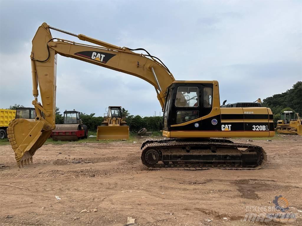 CAT 320 B Roomikekskavaatorid