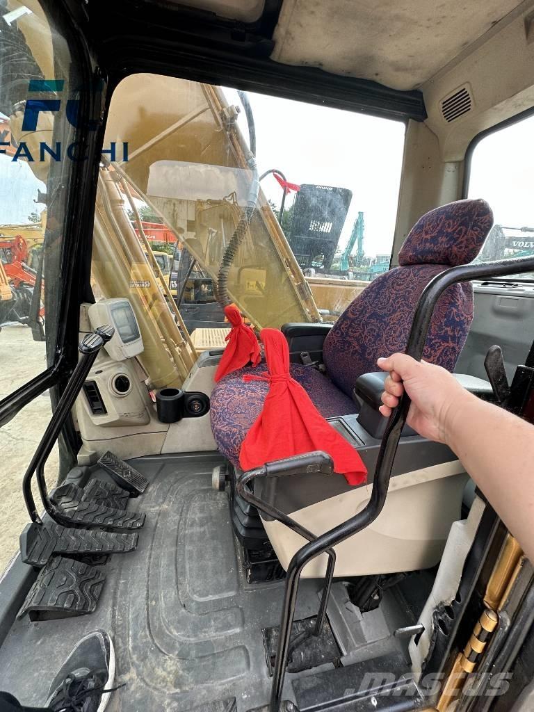 CAT 320 C L Roomikekskavaatorid