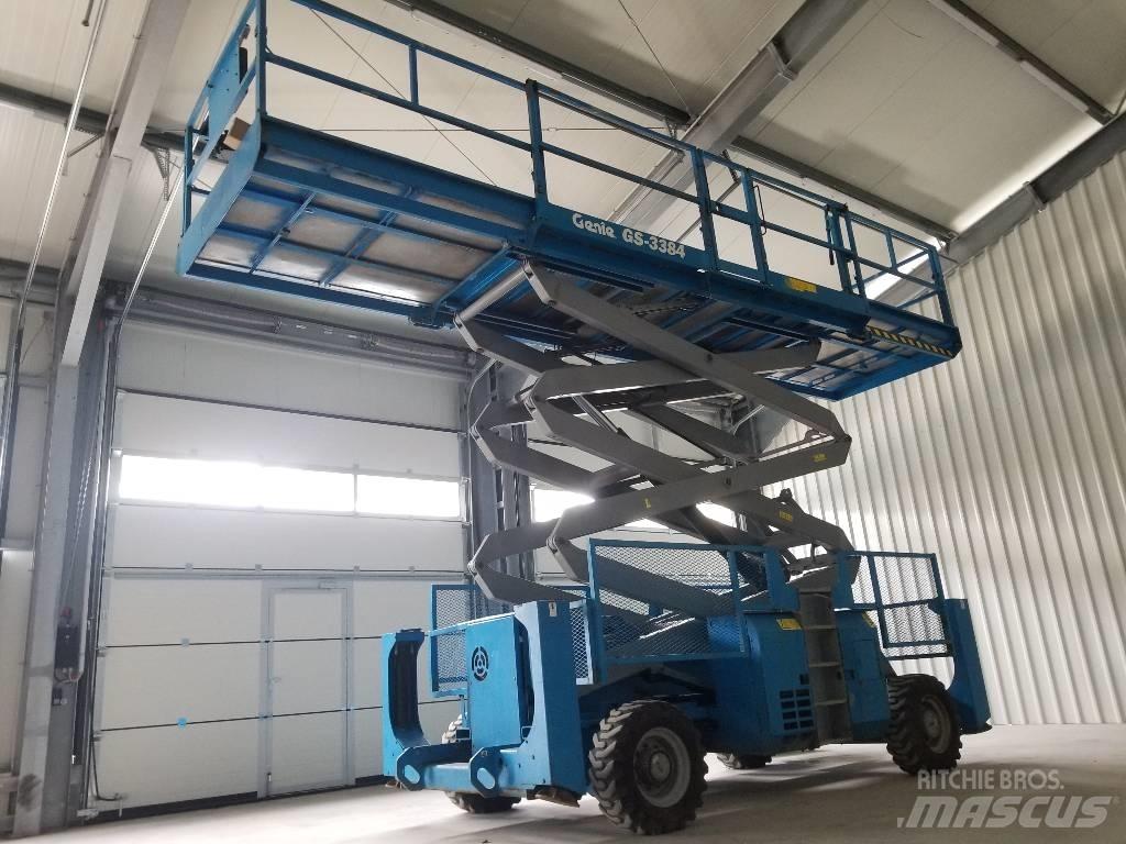 Genie GS3384 RT 4x4 Käärtõstukid