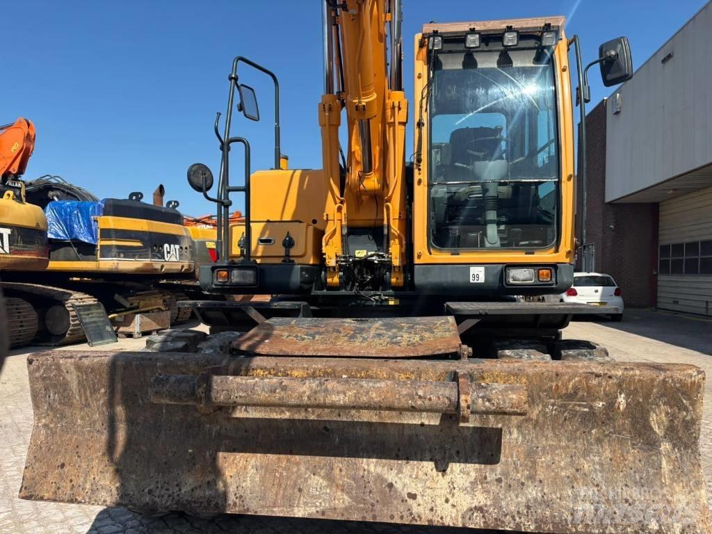 Hyundai 140W-9A Ratasekskavaatorid