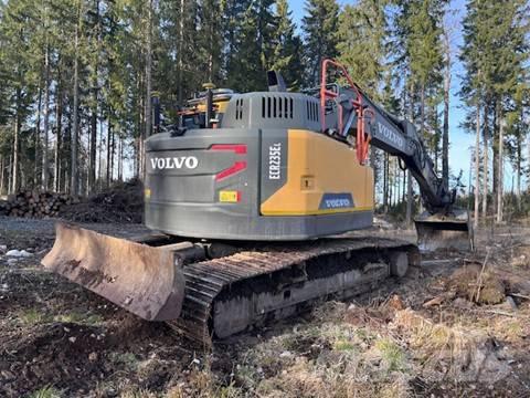 Volvo ECR 235 E Roomikekskavaatorid