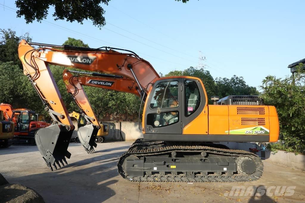 Develon DX 205 Väikeekskavaatorid 7t-12t