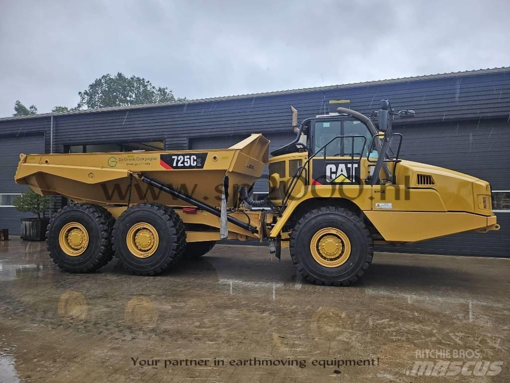 CAT 725C2 Liigendraamiga pinnaseveokid