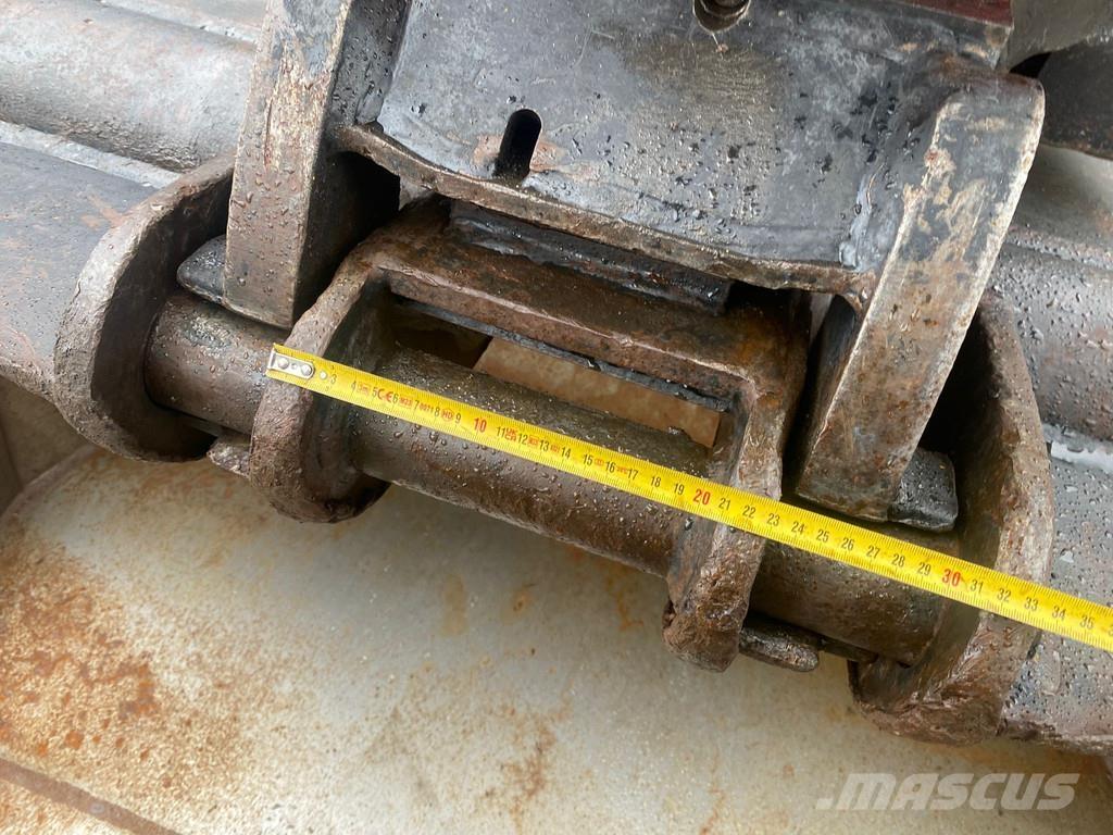 CAT 320 EL NVT Roomikekskavaatorid