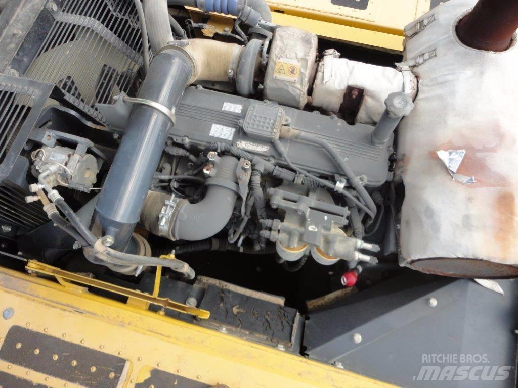 Komatsu PC 350 LC-8 Roomikekskavaatorid