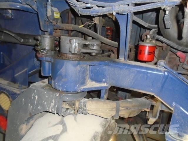 Moffett M45 Maastikutõstukid