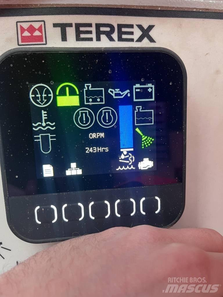 Terex Finlay 883+ E Iseliikuvad sõelad