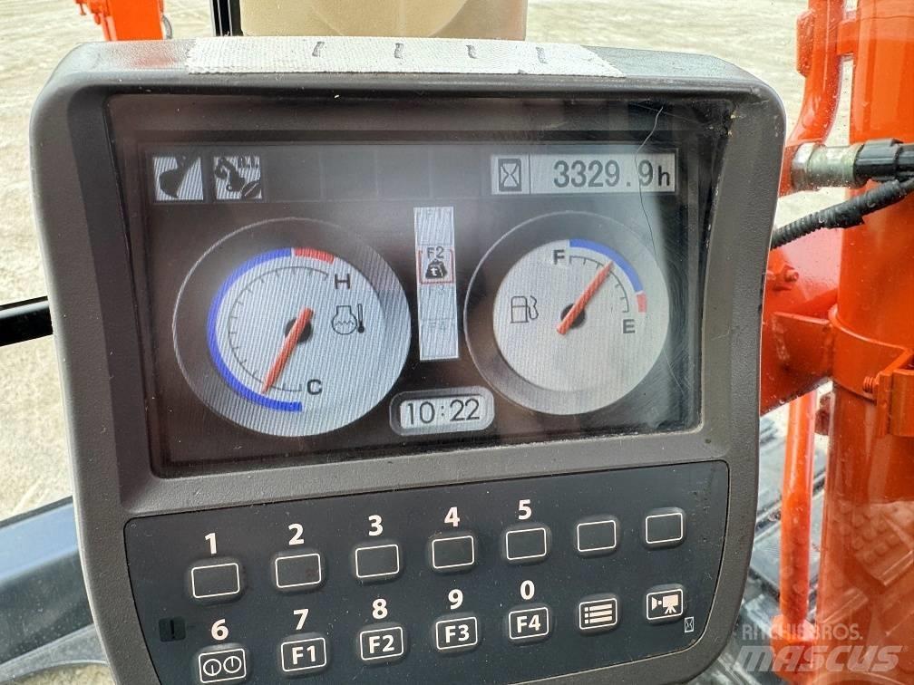Hitachi ZX 70-3 Väikeekskavaatorid 7t-12t
