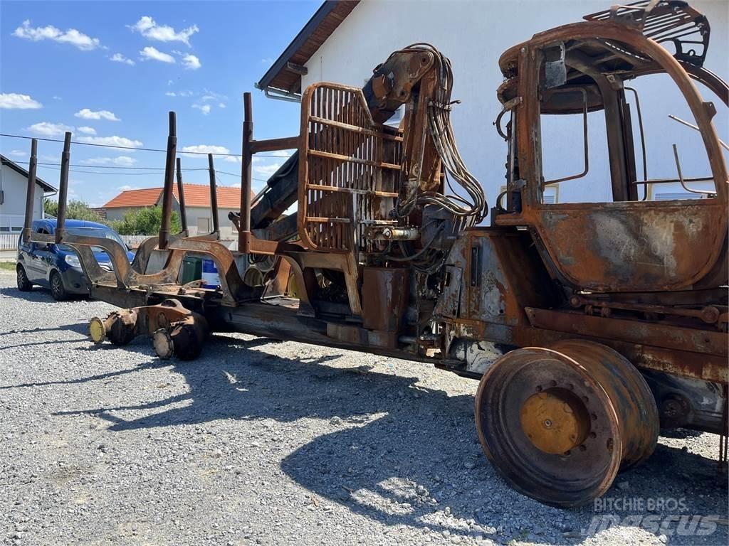 John Deere 1110E Forwarderid