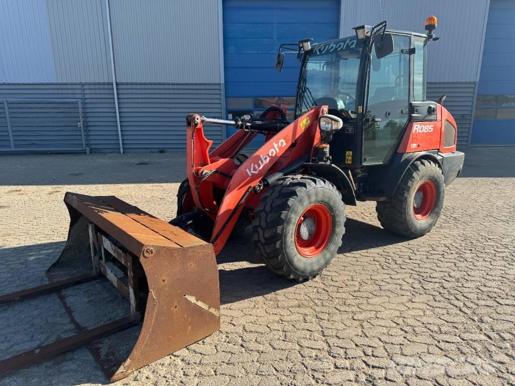 Kubota R085 Rataslaadurid