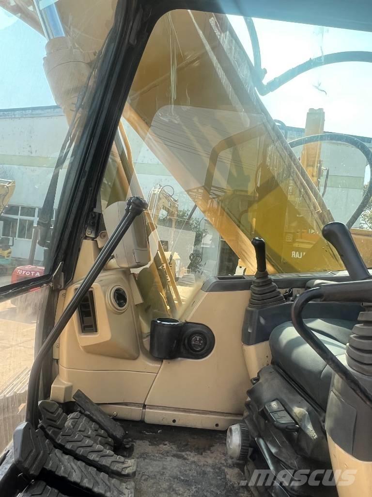 CAT 320C Roomikekskavaatorid