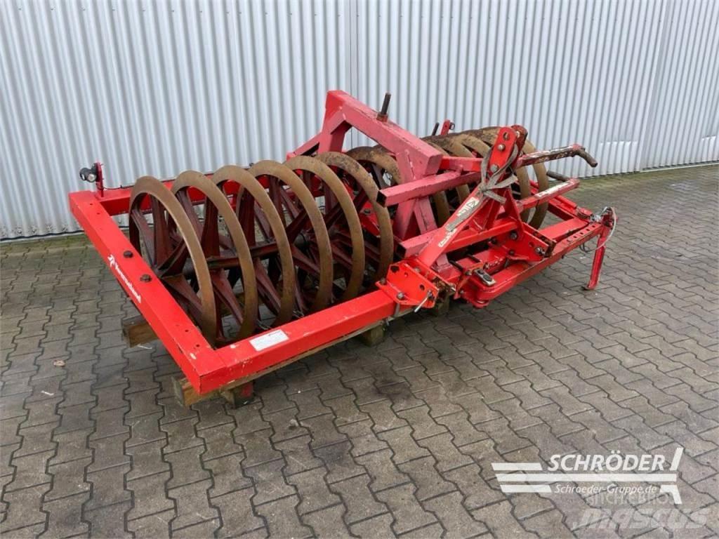 Kverneland 2,50 M Rullmasinad