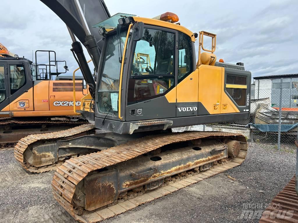 Volvo EC 250 EL Roomikekskavaatorid