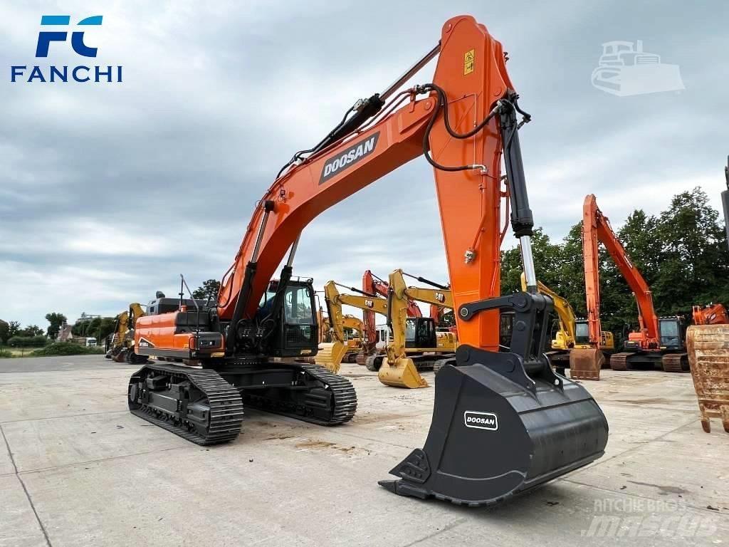 Doosan DX 530 LC-3 Roomikekskavaatorid
