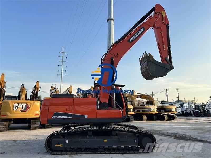 Doosan DX 225 LCA Roomikekskavaatorid