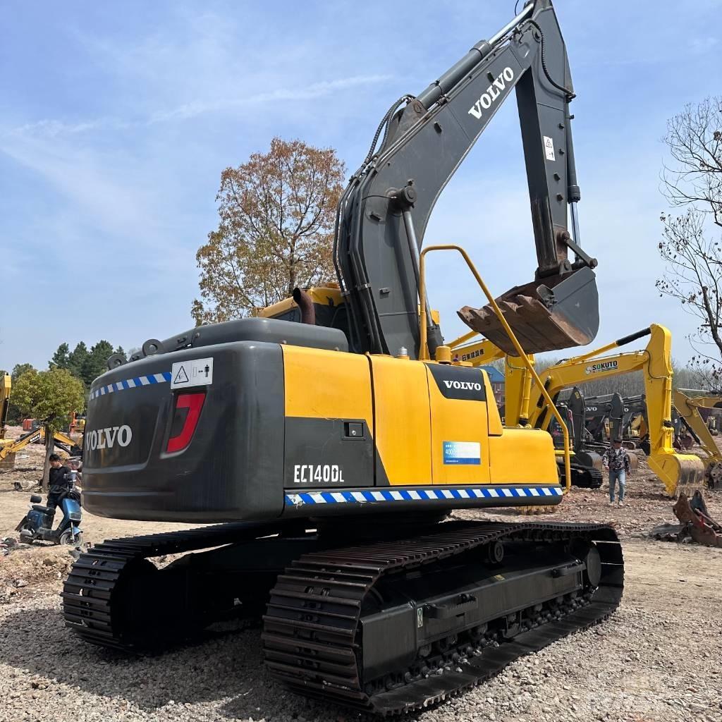 Volvo EC 140 DL Roomikekskavaatorid