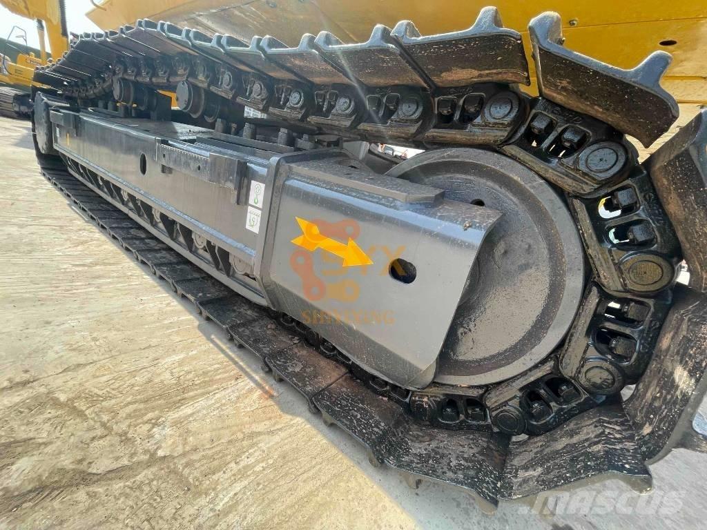 Komatsu PC 450 LC-8 Roomikekskavaatorid