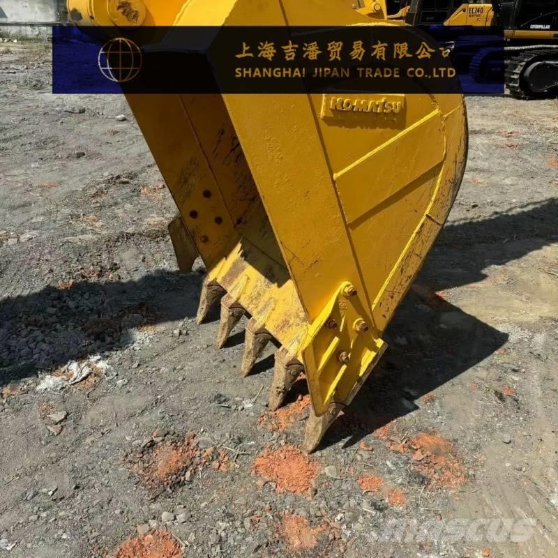 Komatsu PC 240 Roomikekskavaatorid