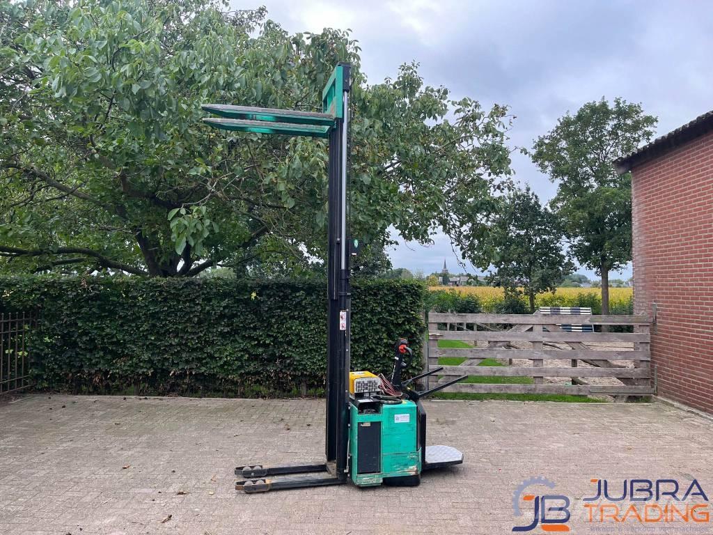 Mitsubishi SB12V Platvormiga alusesiirdaja