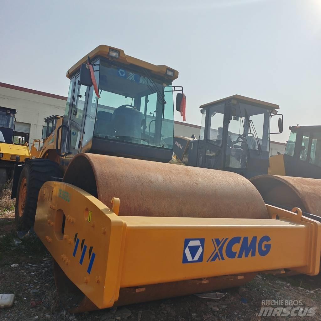 XCMG XS 263 J Ühe trumliga rullid