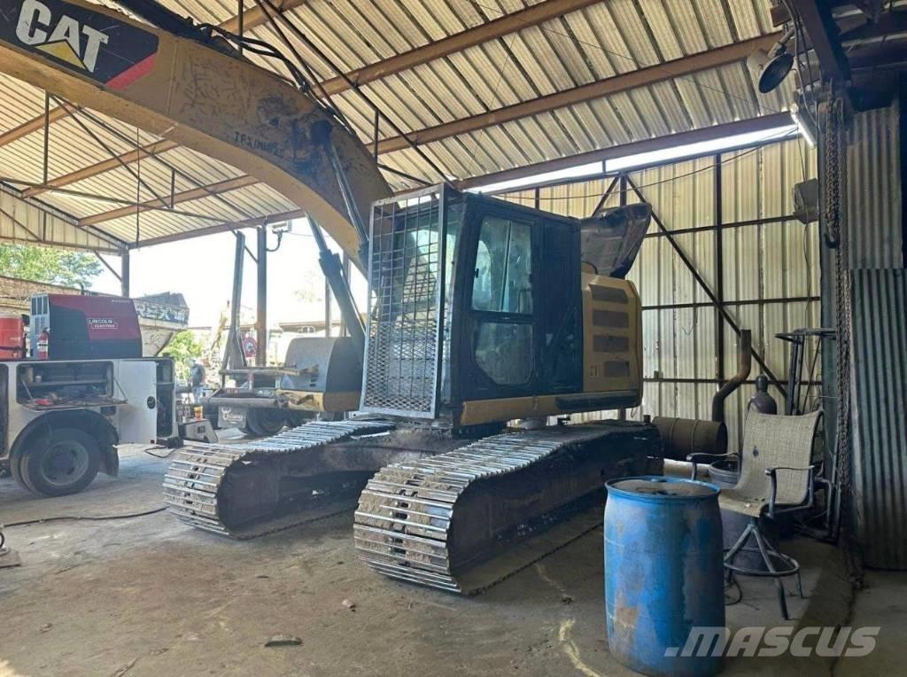 CAT 320 EL Roomikekskavaatorid
