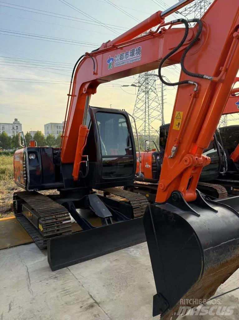 Hitachi Zaxis 70 Roomikekskavaatorid