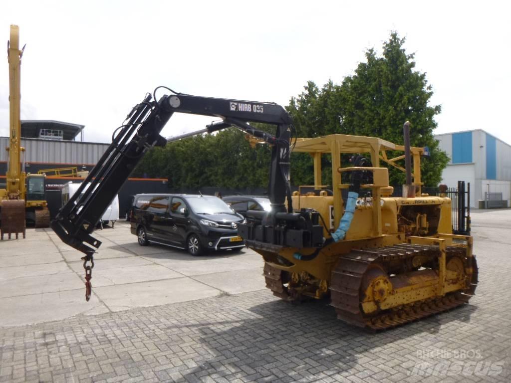 CAT D 4 D Buldooserid