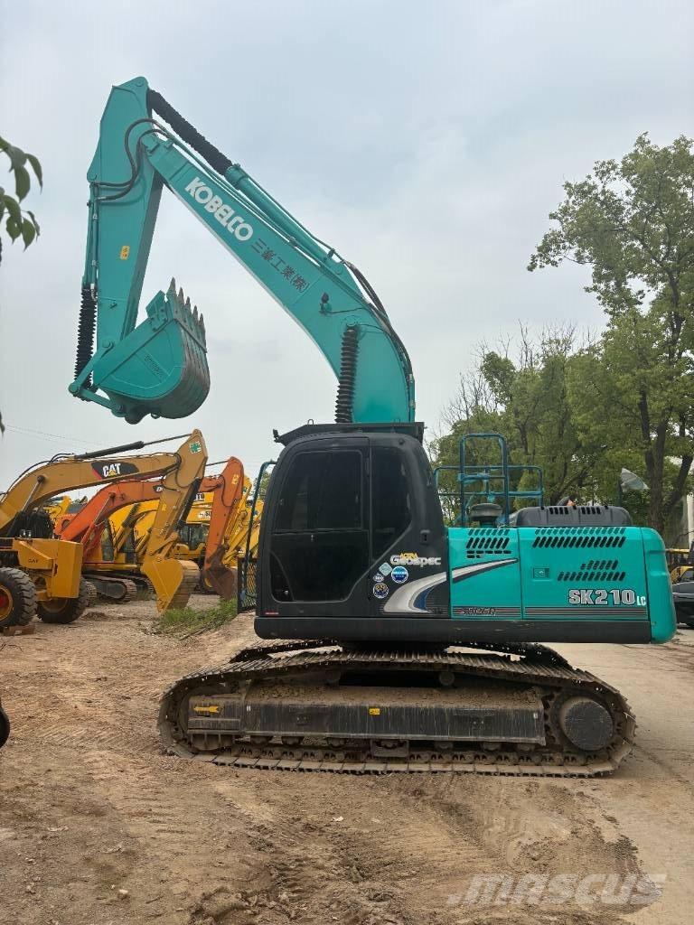 Kobelco SK 210 Roomikekskavaatorid