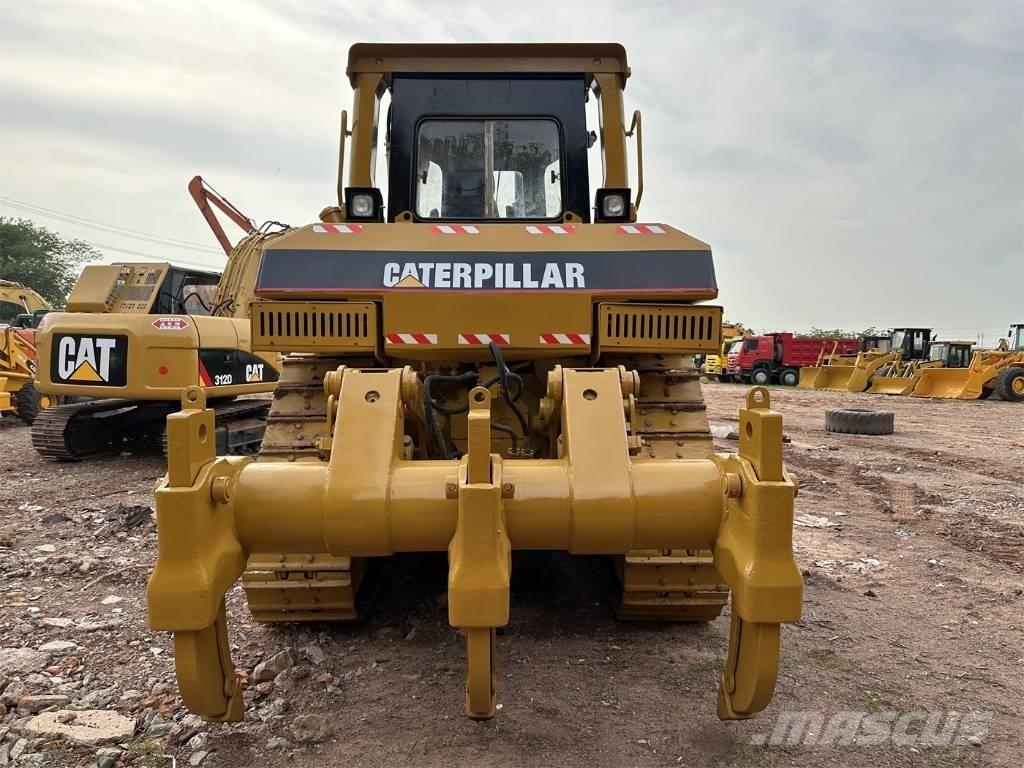 CAT D7R Buldooserid