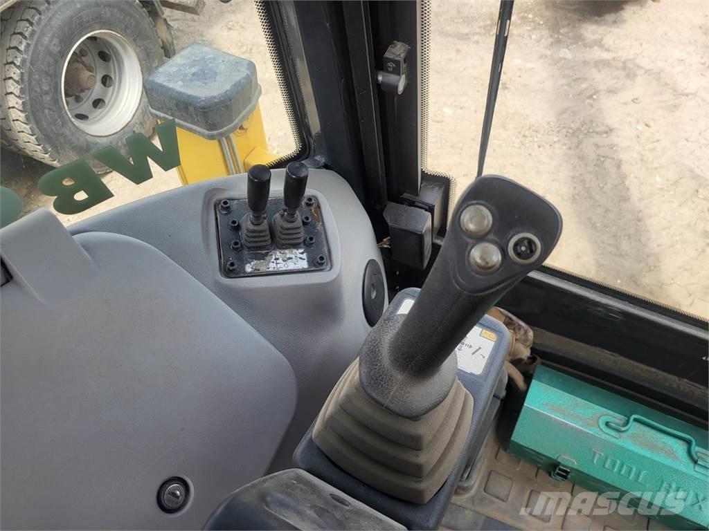 Komatsu WB97S-8 Muu