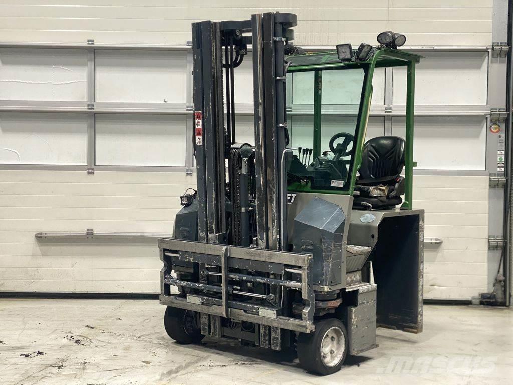 Combilift CBE2500 Külglaadurid