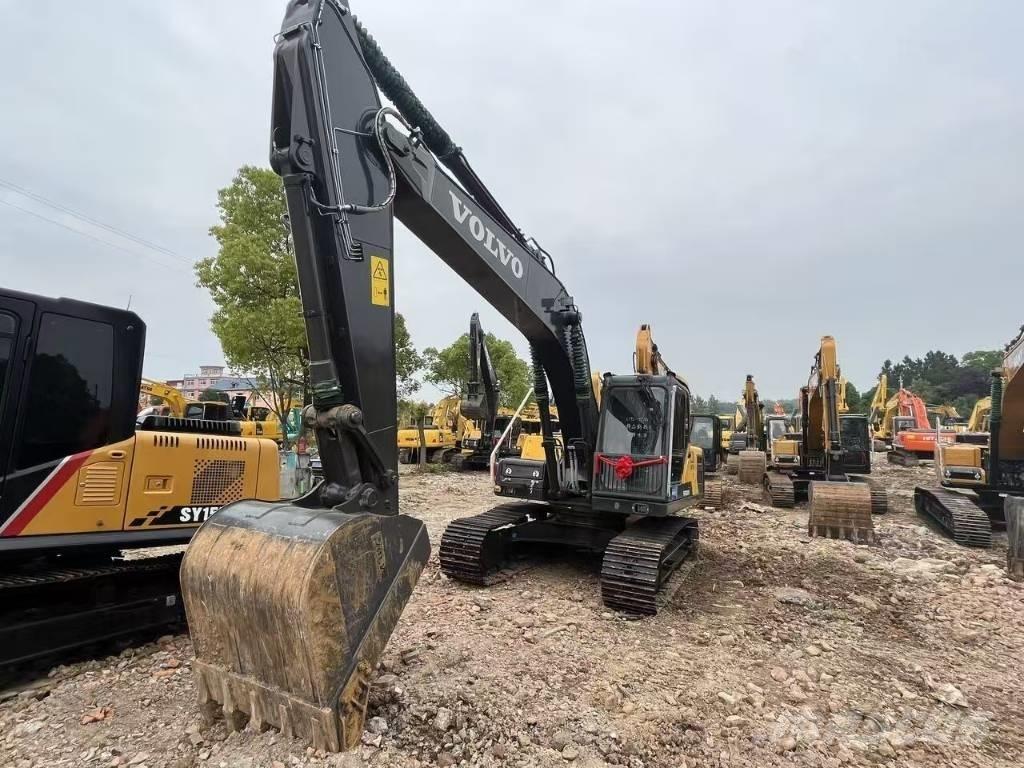 Volvo EC 210 Roomikekskavaatorid