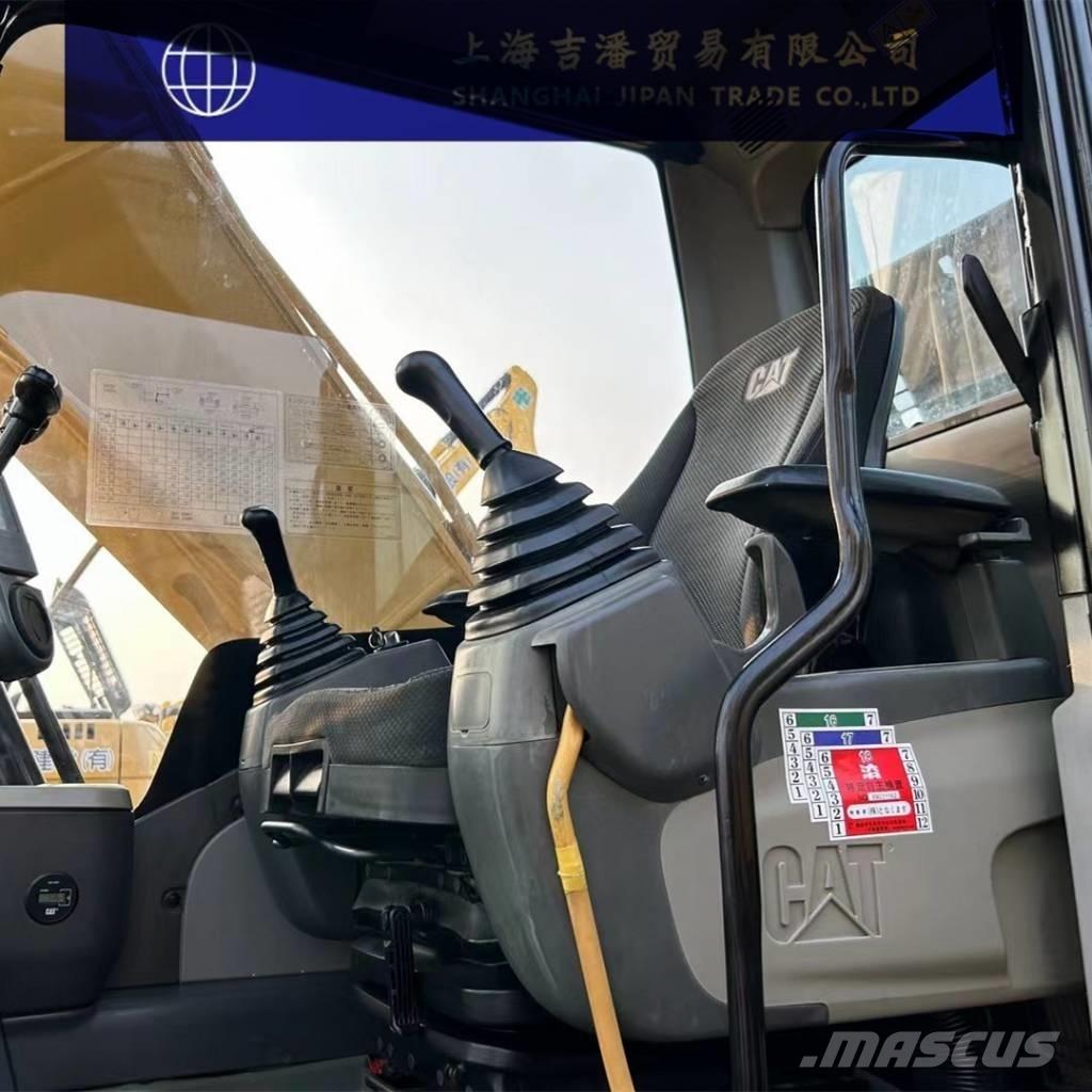 CAT 320 D Roomikekskavaatorid