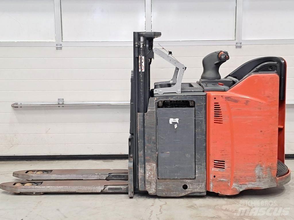 Linde L12LHPSP Järelkäidavad virnastajad