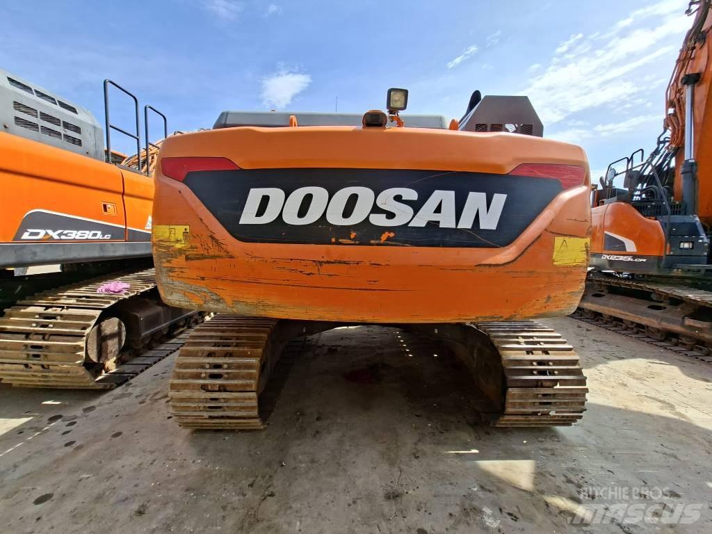 Doosan DX 225 LC-5 Roomikekskavaatorid
