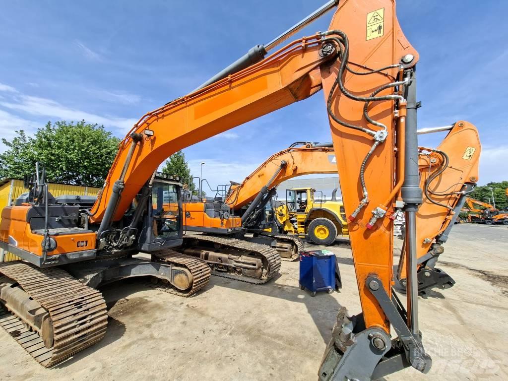 Doosan DX 225 LC-5 Roomikekskavaatorid