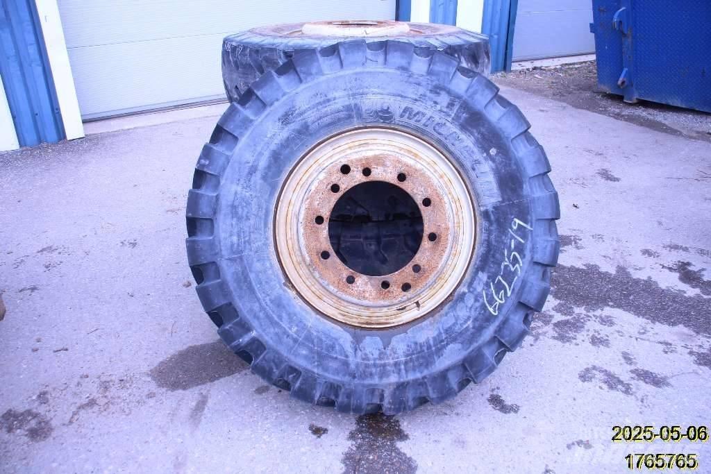 Michelin XMINED2 Rehvid, rattad ja veljed