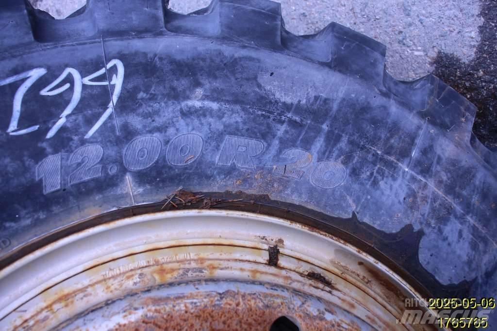 Michelin XMINED2 Rehvid, rattad ja veljed