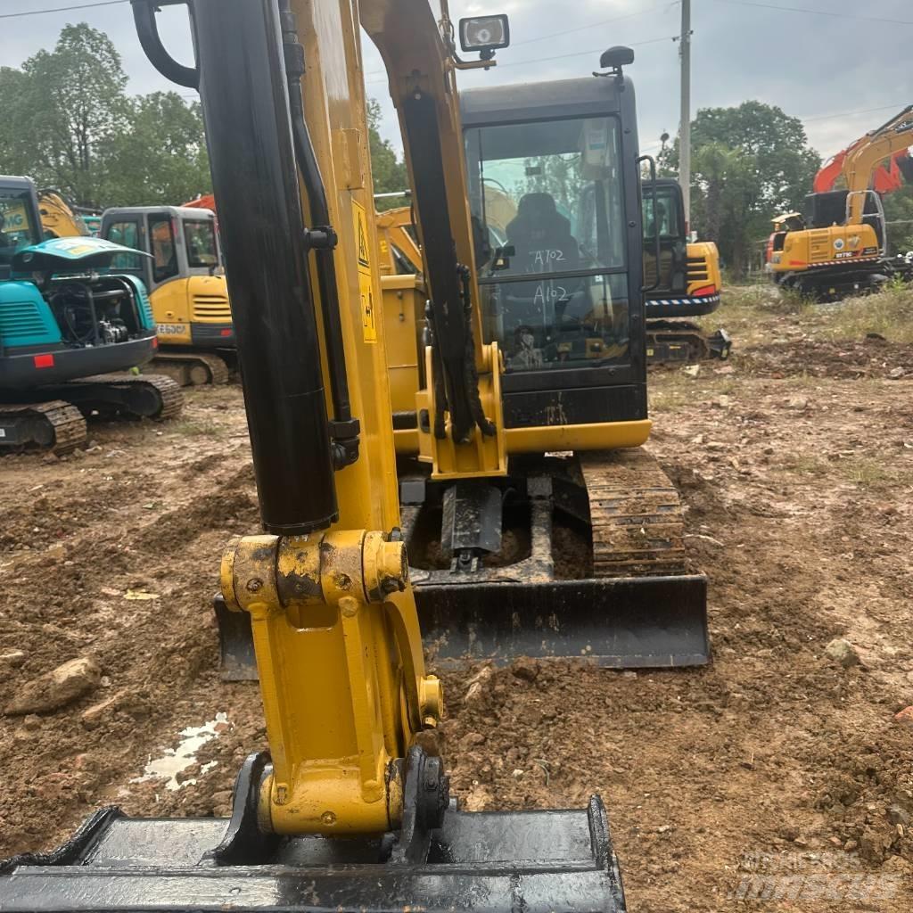 CAT 306E Roomikekskavaatorid