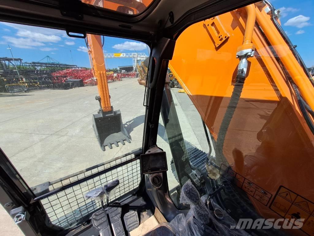 Develon DX225LC-7M Roomikekskavaatorid