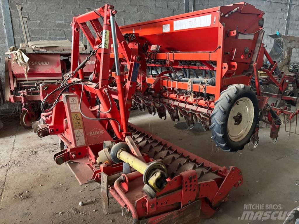 Kuhn HR 3003 D Randaalid/mullafreesid