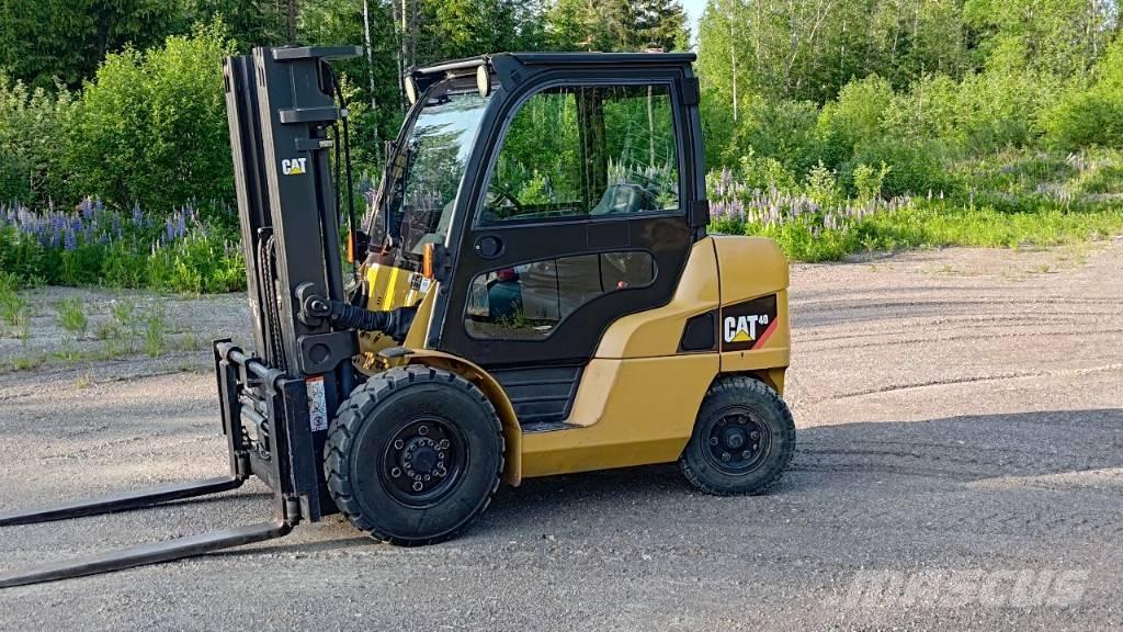 CAT DP 40 N Diiseltõstukid