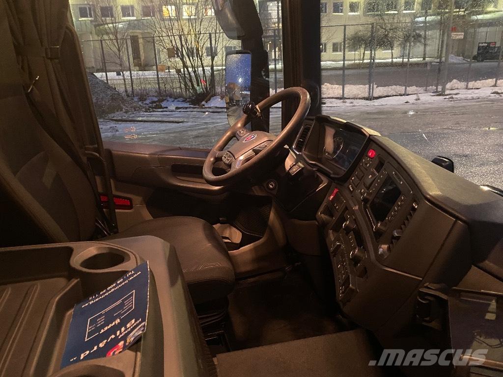 Scania LB Furgoonautod