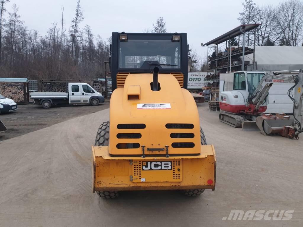 JCB VM 75 D Ühe trumliga rullid