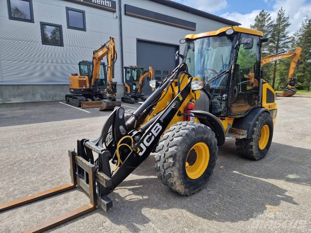 JCB 406 T4 Rataslaadurid