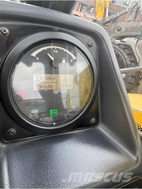 CAT TH 414 Teleskooplaadurid
